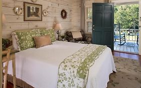 Glen-Ella Springs Hotel & Restaurant